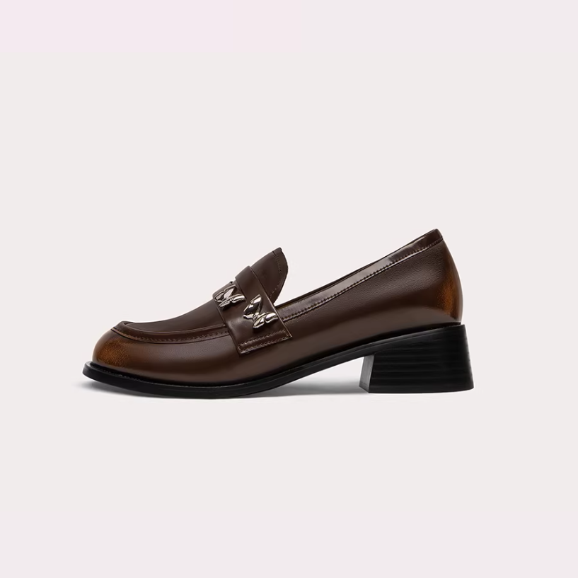 Butterfly Detail Round Toe Brown Loafers